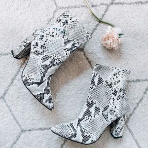 SHEIN Snakeskin Graphic Ankle Boots